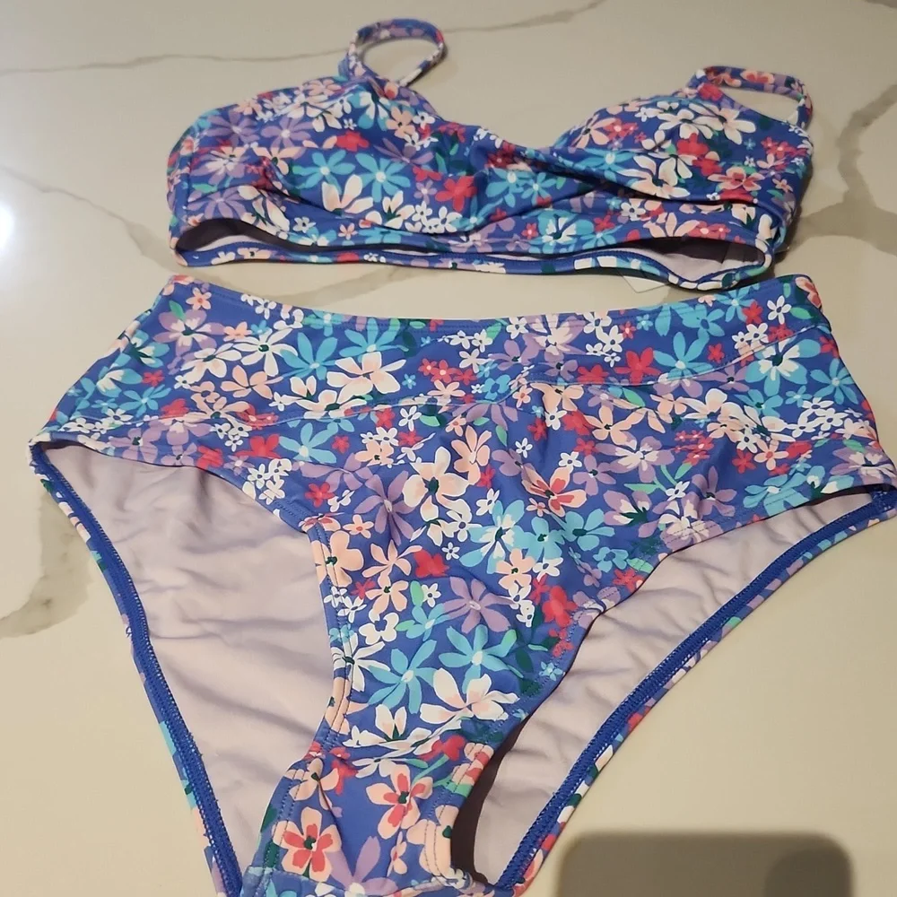 Bikini‎ Swimsuit High Waisted V Neck Twist Front purple sz S